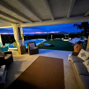 https://villa-costa-caddu.in-sardinia.net